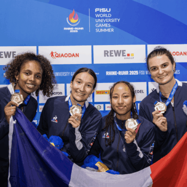 L’épée par équipes féminine offre une première médaille d’or à la France !